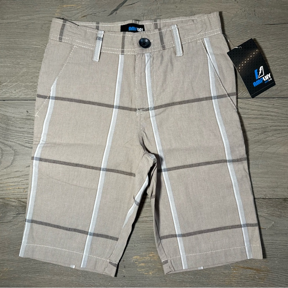 NWT Boy’s Plaid Shorts Trio in Black, Gray, and Tan. Size 8. - Picture 3 of 10